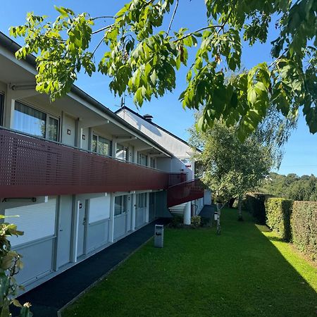 Brit Hotel Mayenne Esterno foto