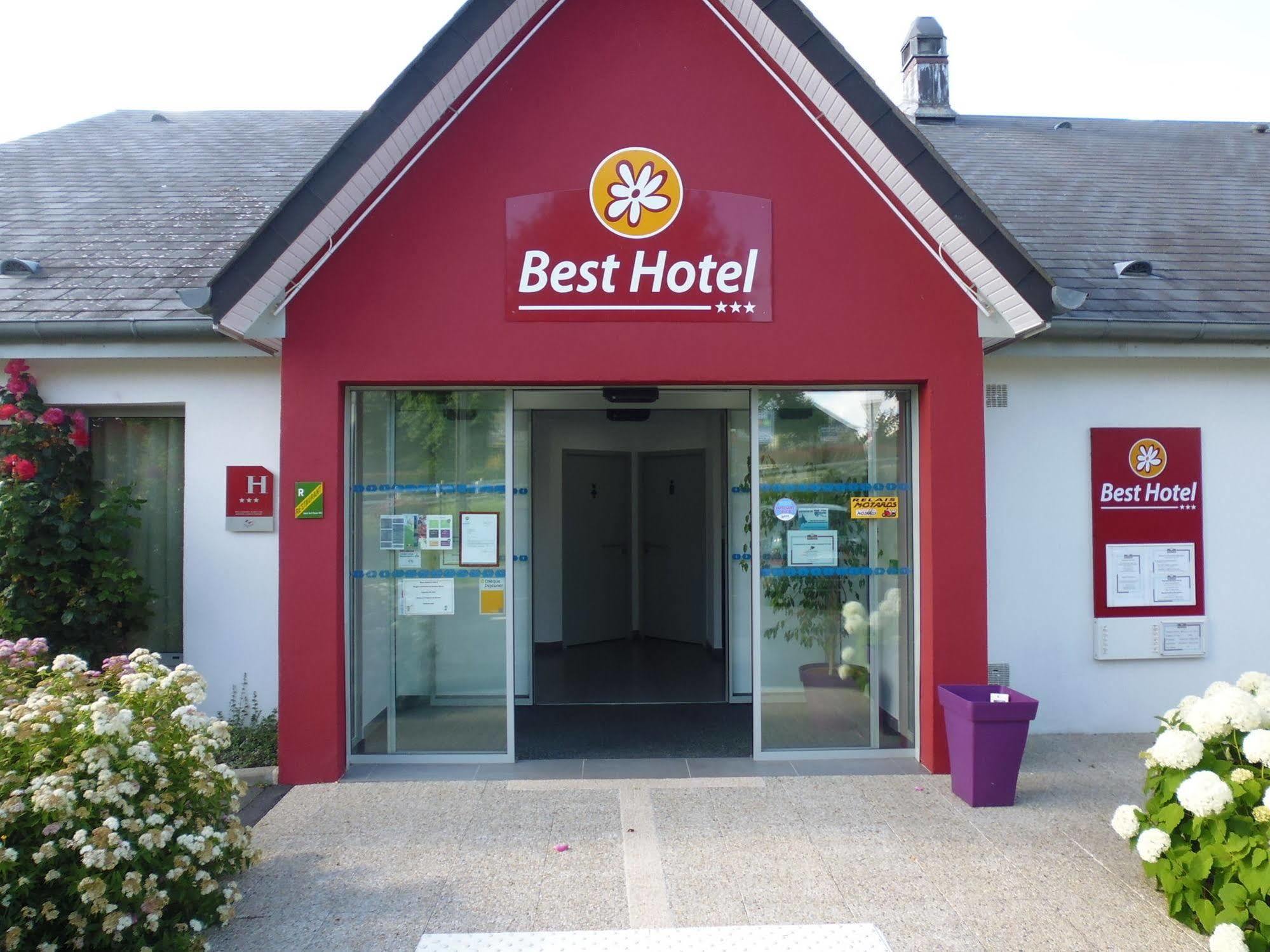 Brit Hotel Mayenne Esterno foto